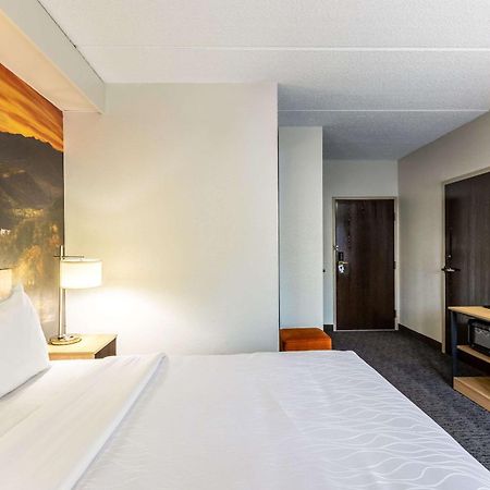 Clarion Pointe Sevierville-Pigeon Forge Bagian luar foto