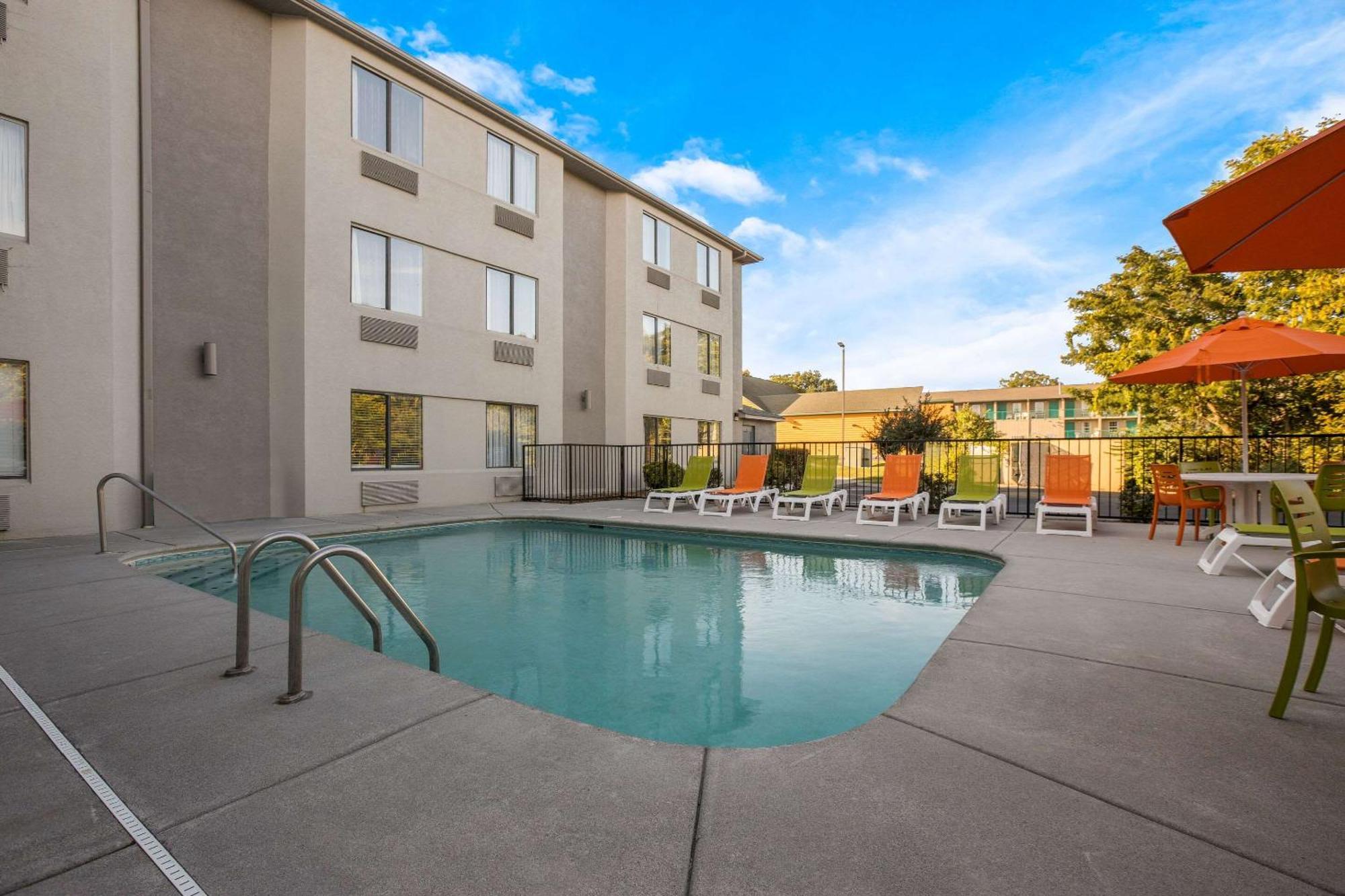 Clarion Pointe Sevierville-Pigeon Forge Bagian luar foto