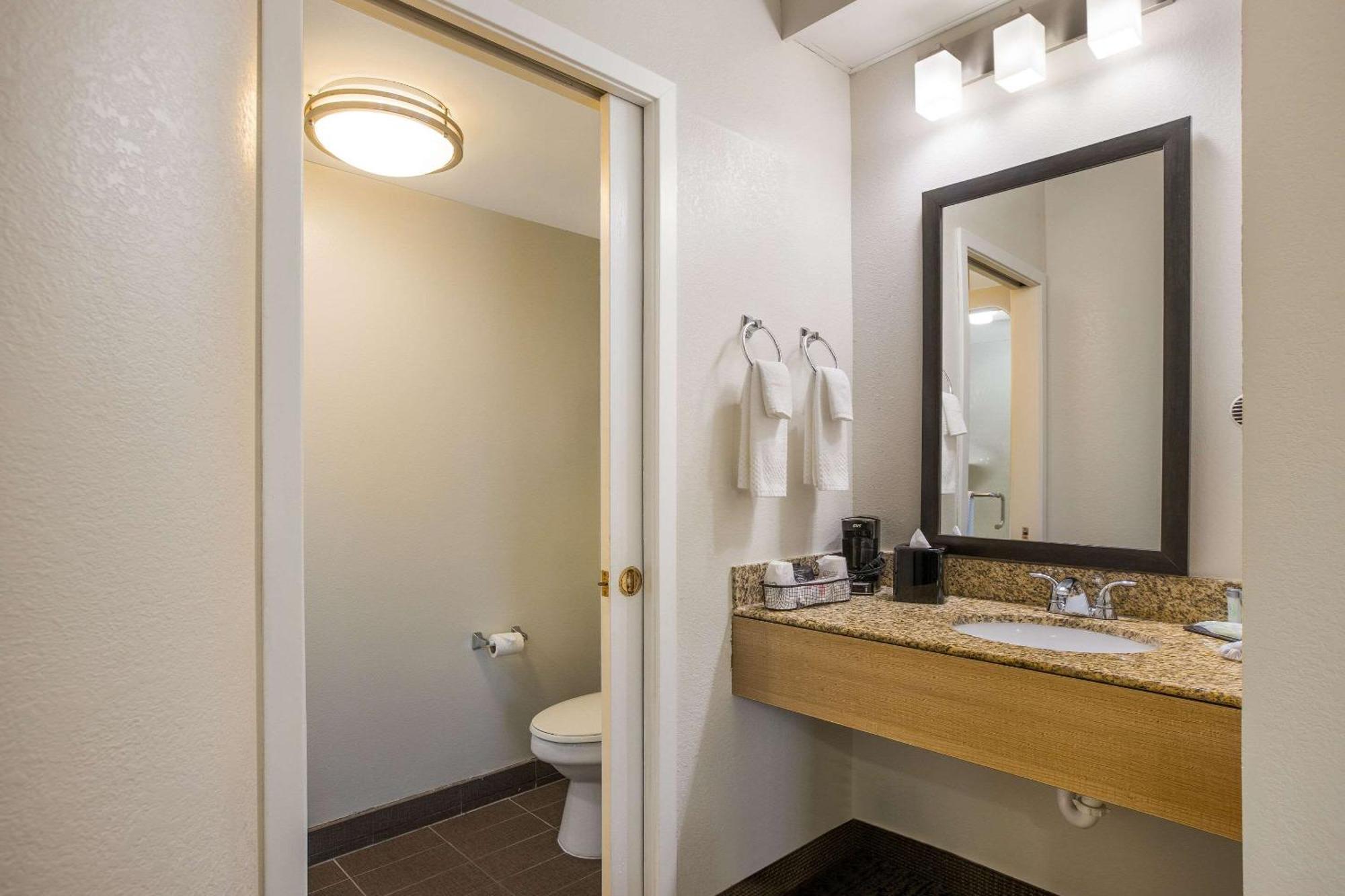 Clarion Pointe Sevierville-Pigeon Forge Bagian luar foto