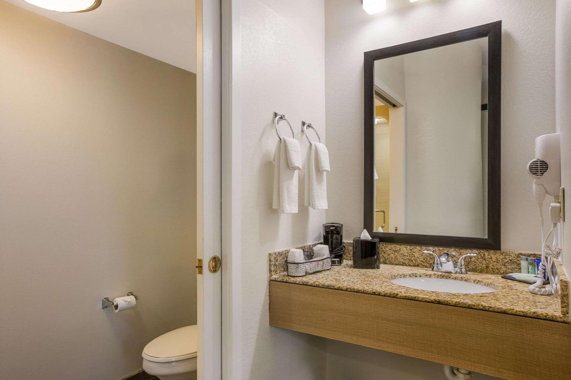 Clarion Pointe Sevierville-Pigeon Forge Bagian luar foto