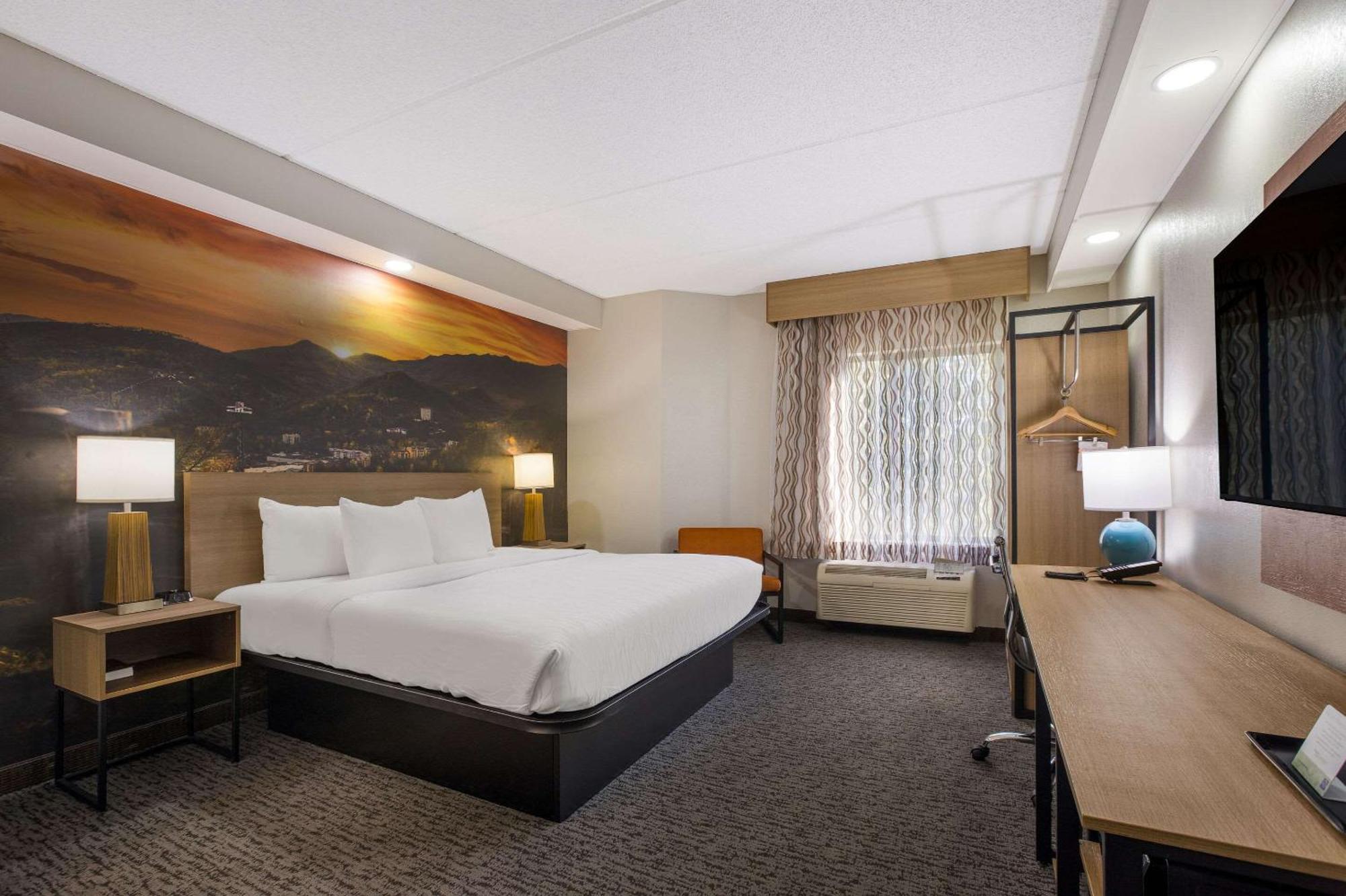 Clarion Pointe Sevierville-Pigeon Forge Bagian luar foto